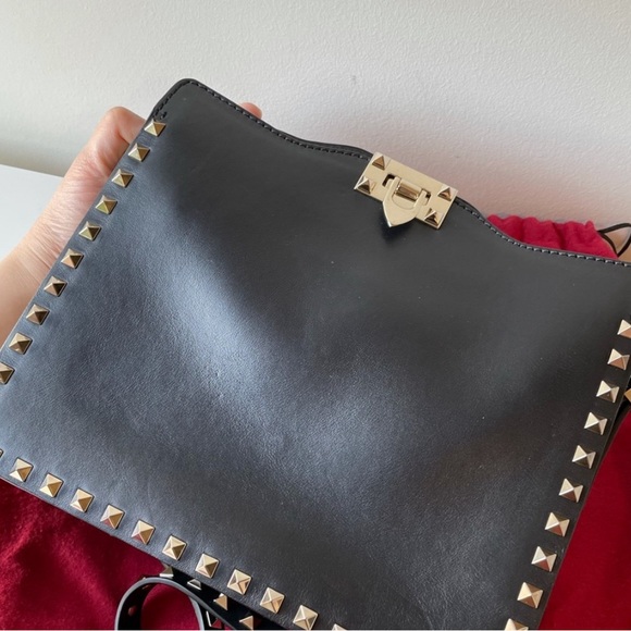 Valentino women’s rockstud shoulder bag - Picture 2 of 5